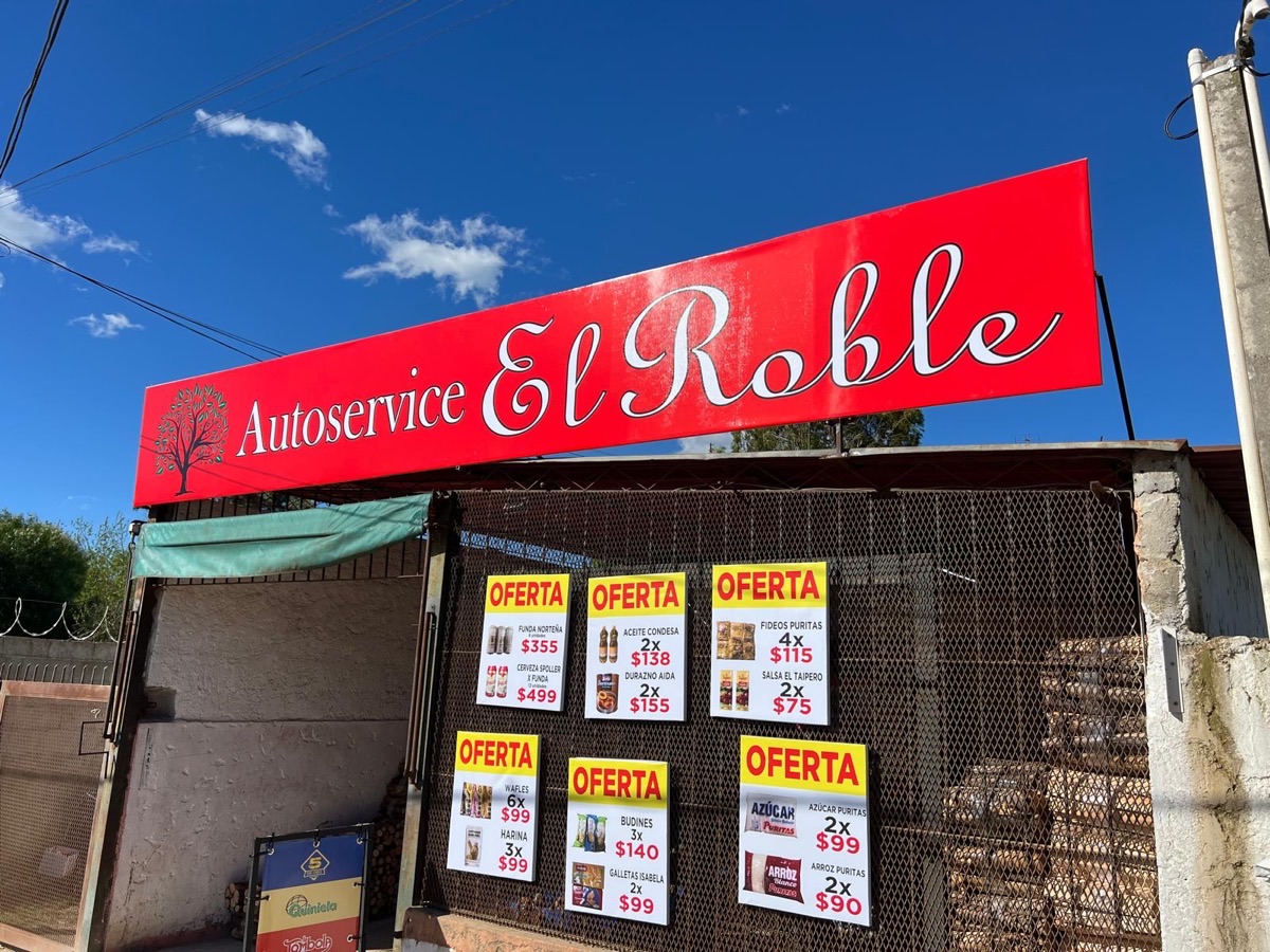 Cartel de frente rojo para autoservice